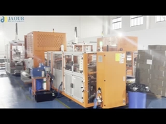 Lamination en tôle non tissée avec adhésif de construction à fusion chaude