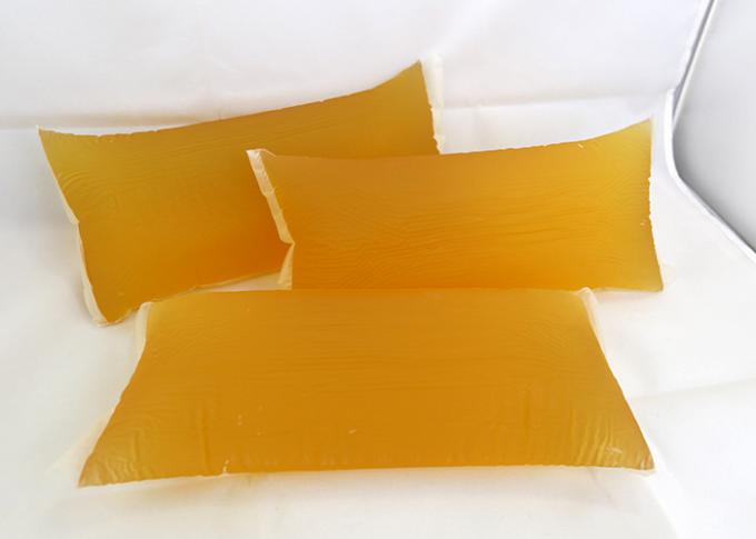 Adhésif chaud solide transparent jaune de fonte pour les couches-culottes hygiéniques de bébé de produits 1